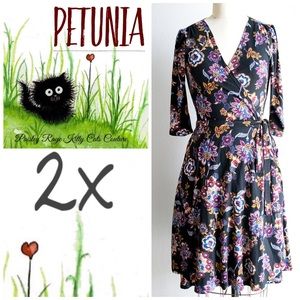 Classic Wrap Dress in Floral/Paisley with POCKETS!